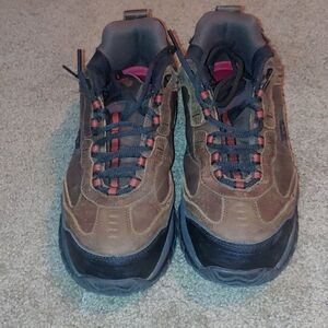 Skechers work shoe Sz 8